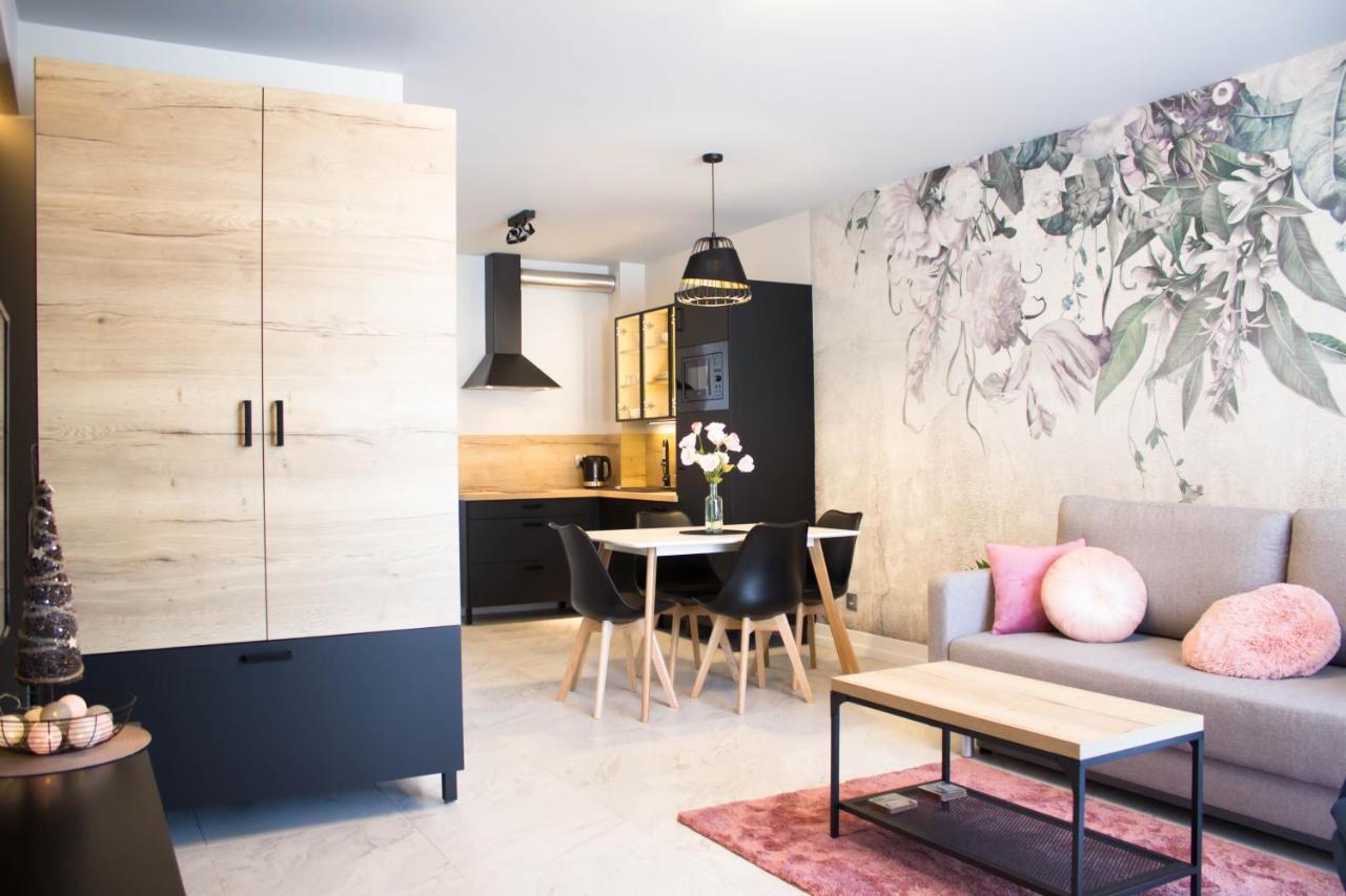 Apartamenty Nad Zylica Przy Deptaku - Dream Apart Щирк Экстерьер фото