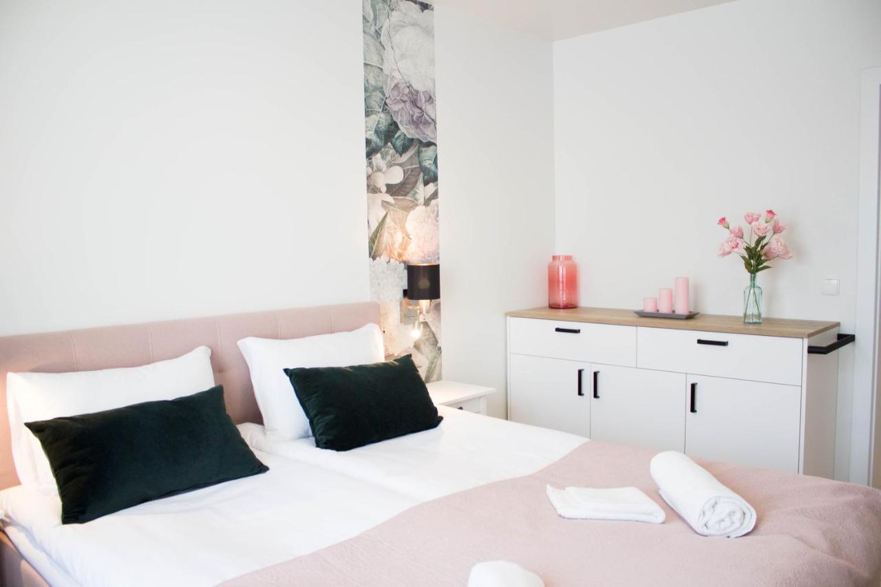 Apartamenty Nad Zylica Przy Deptaku - Dream Apart Щирк Экстерьер фото